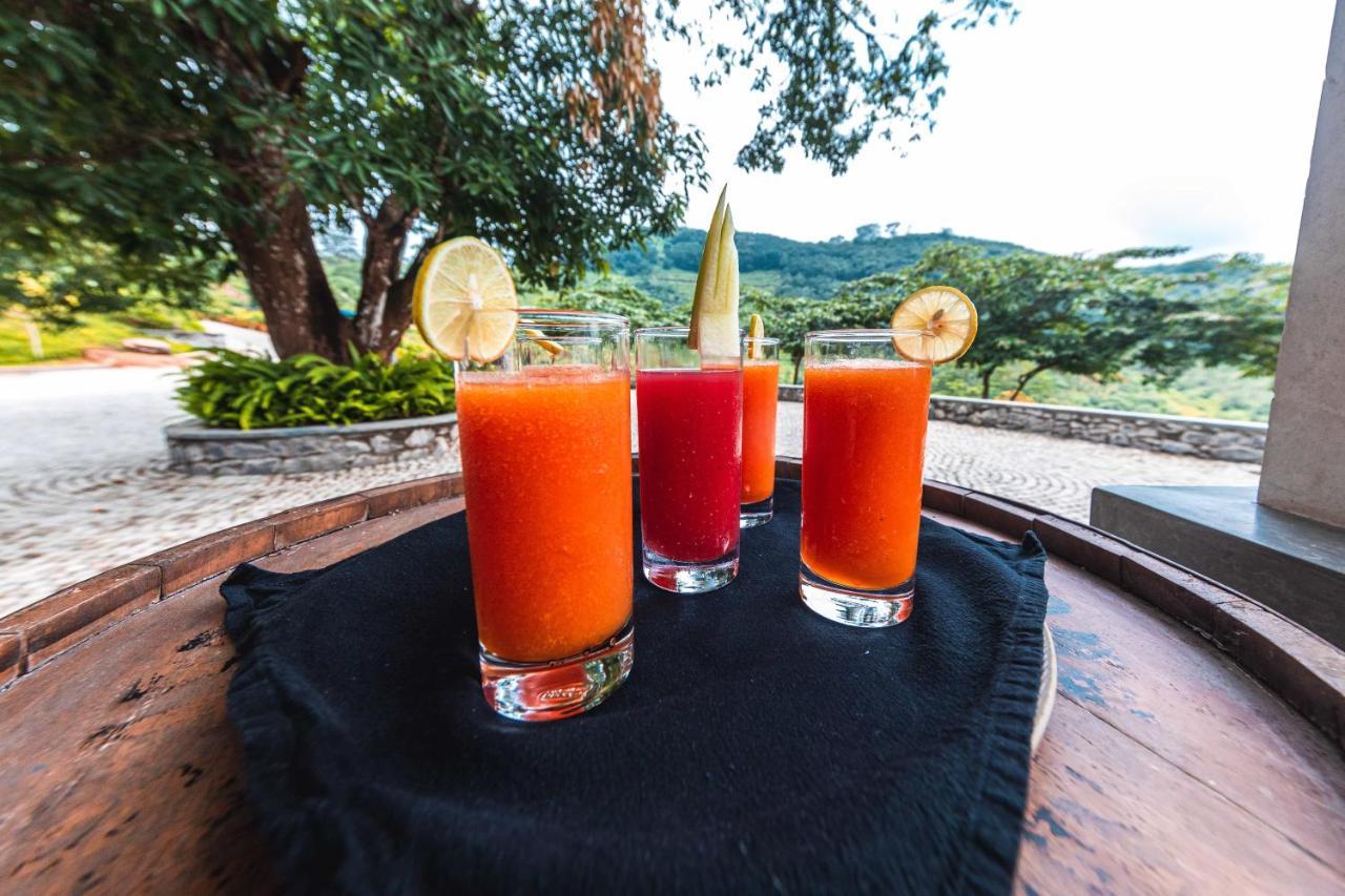 Leaf Olu Ella Otel Yatiyantota Dış mekan fotoğraf