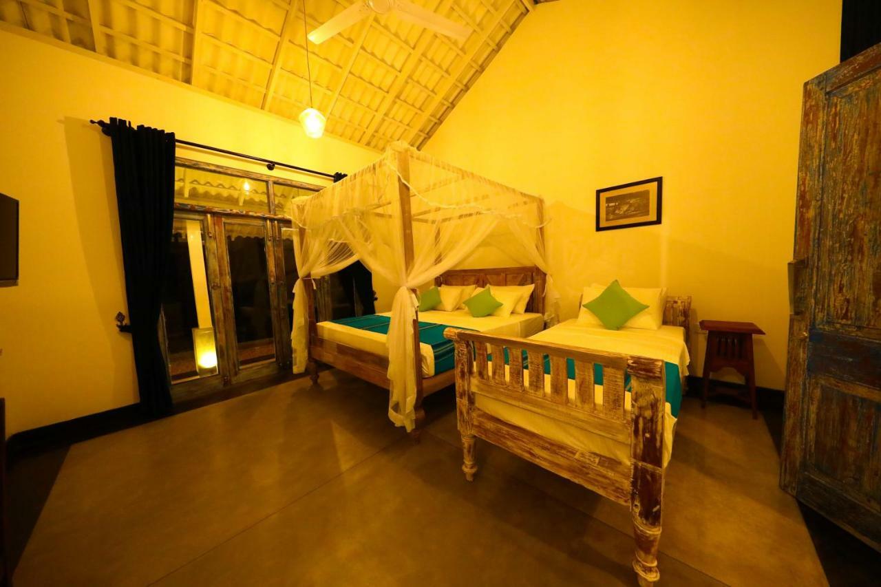 Leaf Olu Ella Otel Yatiyantota Dış mekan fotoğraf
